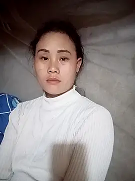 Snapshot of Ruaiuoi chatting on 02-18-26, 01:07 Ruaiuoi online show from 02-18-26, 01:07