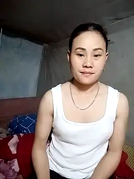 Snapshot of Ruaiuoi chatting on 02-27-26, 12:05 Ruaiuoi online show from 02-27-26, 12:05