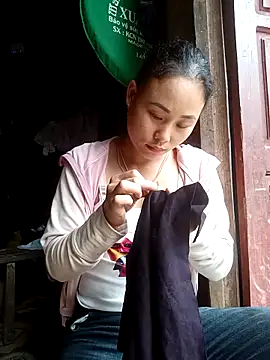 Ruaiuoi online show from 05-19-26, 01:56