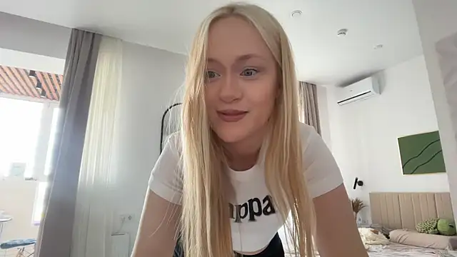 HeyMonkey  online show from 04-09-26, 02:22