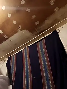 lucho2328 online show from 10-08-25, 04:32