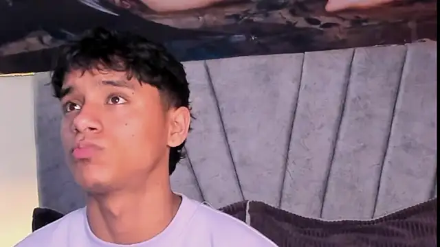 ZYZZ1312 online show from 12-19-25, 09:11