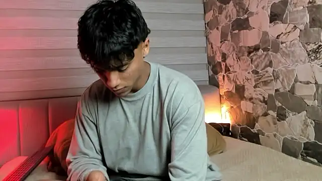 ZYZZ1312 online show from 02-16-26, 03:35