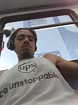 Snapshot of mrredcorn chatting on 10-27-25, 04:11 mrredcorn online show from 10-27-25, 04:11