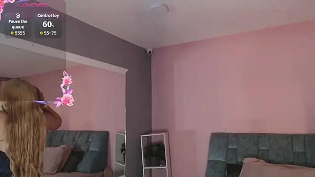 Camila Russoo online show from 02-10-26, 08:24