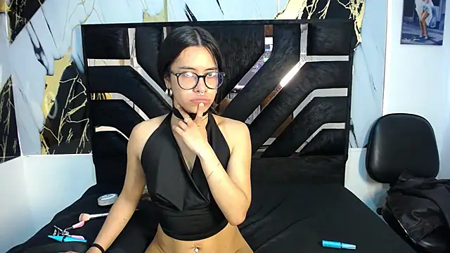 Miahotcs1 online show from 02-09-26, 02:32