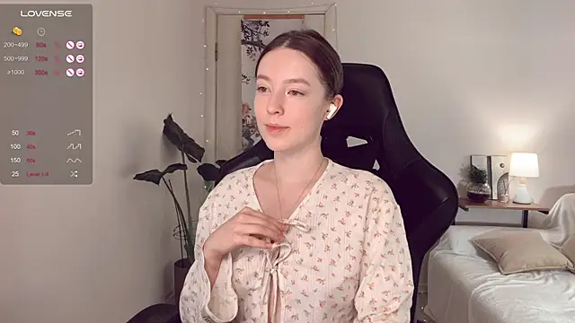 Snapshot of lucky13___ chatting on 01-13-26, 09:09 lucky13 online show from 01-13-26, 09:09