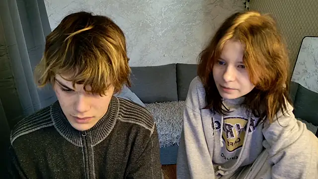 Snapshot of Bonnie_And_C1yde chatting on 04-29-26, 05:11 Bonnie And C1yde online show from 04-29-26, 05:11