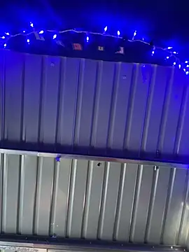 Snapshot of intoxicated13 chatting on 04-07-26, 04:40 intoxicated13 online show from 04-07-26, 04:40