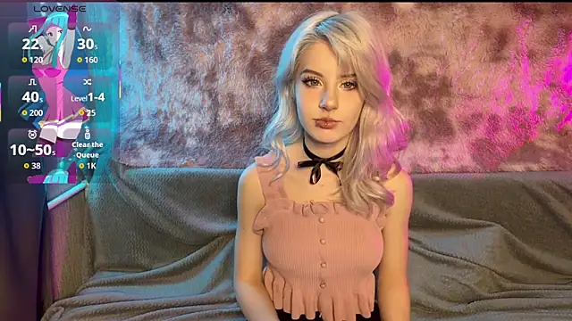 snowy lisa online show from 03-14-26, 02:44