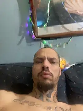 ColDreaMZz93 online show from 04-07-26, 08:20