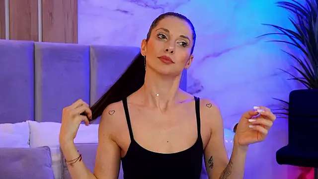 EllyLynn online show from 02-21-26, 07:15