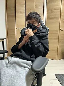 Snapshot of jiji9253 chatting on 10-29-25, 03:03 jiji9253 online show from 10-29-25, 03:03