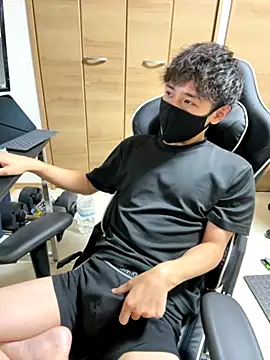 Snapshot of jiji9253 chatting on 11-13-25, 11:42 jiji9253 online show from 11-13-25, 11:42