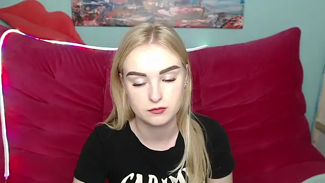 Snapshot of SofySofty chatting on 11-01-25, 05:48 SofySofty online show from 11-01-25, 05:48