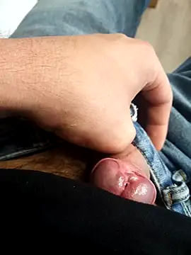 Snapshot of Rulbos33 chatting on 09-30-25, 09:25 Rulbos33 online show from 09-30-25, 09:25