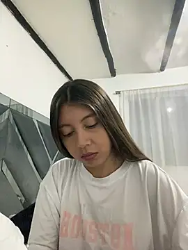 Sara-cooper2 online show from 05-17-26, 10:33