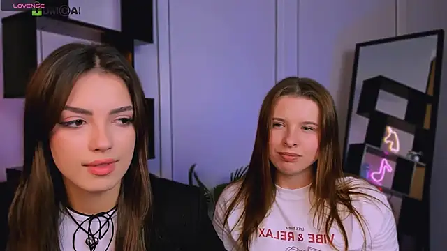 Snapshot of rose_style chatting on 09-29-25, 07:19 rose style online show from 09-29-25, 07:19