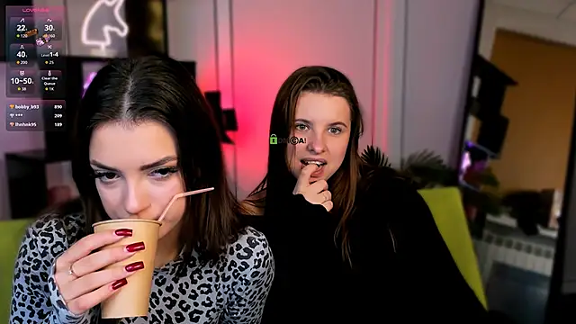 Snapshot of rose_style chatting on 10-21-25, 11:49 rose style online show from 10-21-25, 11:49