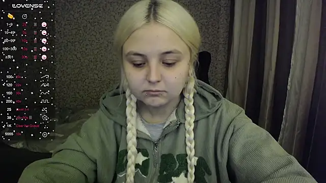 Snapshot of vendymories chatting on 09-23-25, 08:12 vendymories online show from 09-23-25, 08:12