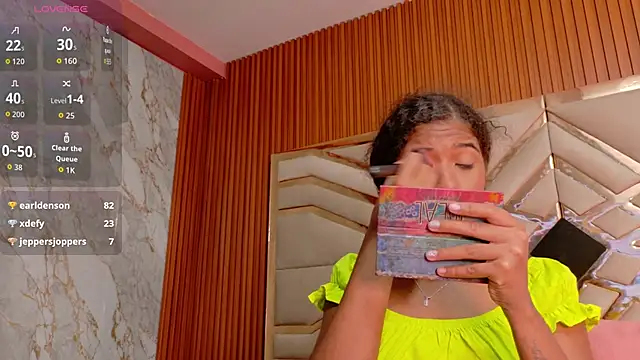 Snapshot of shyblacksweetiee chatting on 09-23-25, 02:58 shyblacksweetiee online show from 09-23-25, 02:58