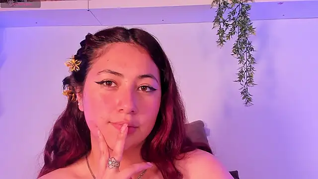 Nicolle Evanss  online show from 02-03-26, 06:51