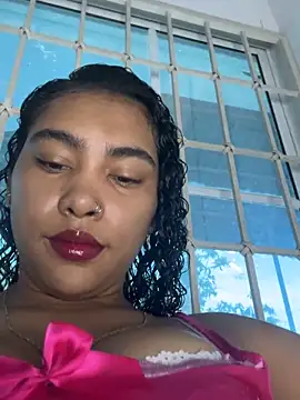 SophieD online show from 02-18-26, 12:23