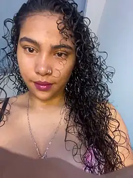 SophieD online show from 05-19-26, 12:11