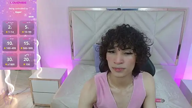 Snapshot of Chipi_tay chatting on 09-20-25, 07:26 Chipi tay online show from 09-20-25, 07:26