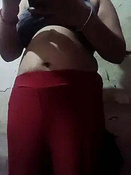 Snapshot of stomarr chatting on 04-29-26, 06:36 stomarr online show from 04-29-26, 06:36