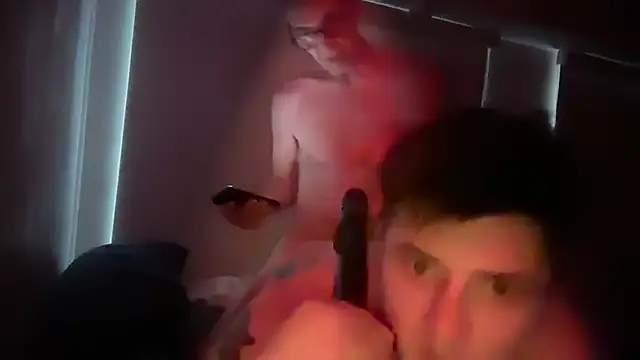 Snapshot of Trippgetsfucked chatting on 09-28-25, 09:58 Trippgetsfucked online show from 09-28-25, 09:58