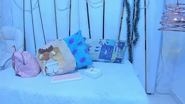 bonnie sm online show from 12-21-25, 07:10