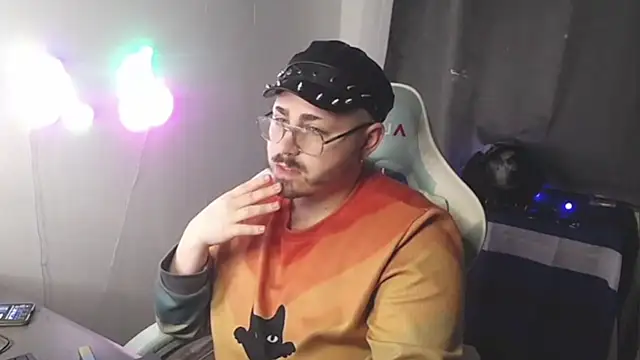 FabianKinky online show from 10-13-25, 04:18