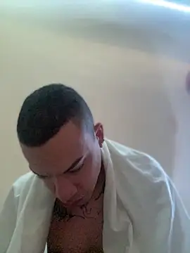 AlphaMasterXxx online show from 10-02-25, 03:08