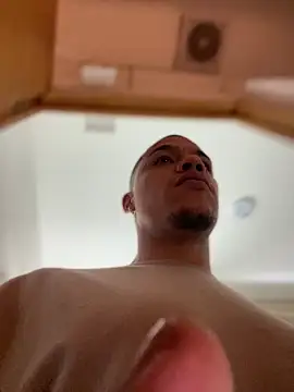 AlphaMasterXxx online show from 10-11-25, 12:04