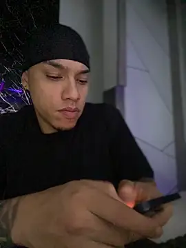 AlphaMasterXxx online show from 10-25-25, 06:43