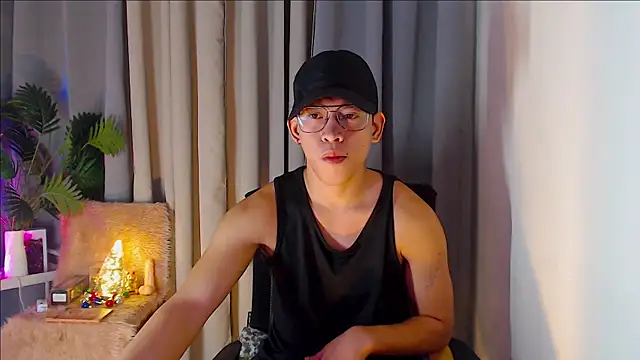 Snapshot of pinkcock_froi2305 chatting on 10-02-25, 01:34 pinkcock froi2305 online show from 10-02-25, 01:34