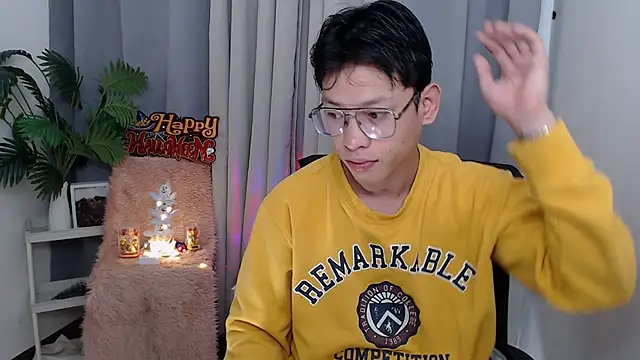 Snapshot of pinkcock_froi2305 chatting on 10-27-25, 12:26 pinkcock froi2305 online show from 10-27-25, 12:26