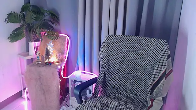 Snapshot of pinkcock_froi2305 chatting on 11-12-25, 02:56 pinkcock froi2305 online show from 11-12-25, 02:56