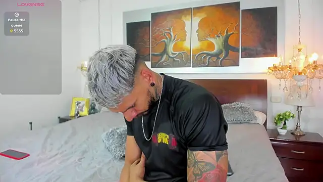 Snapshot of Valentiinoss chatting on 09-29-25, 08:02 Valentiinoss online show from 09-29-25, 08:02