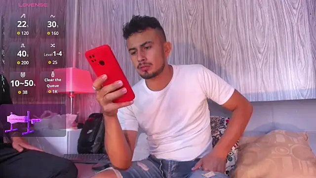 Snapshot of Valentiinoss chatting on 10-10-25, 08:52 Valentiinoss online show from 10-10-25, 08:52