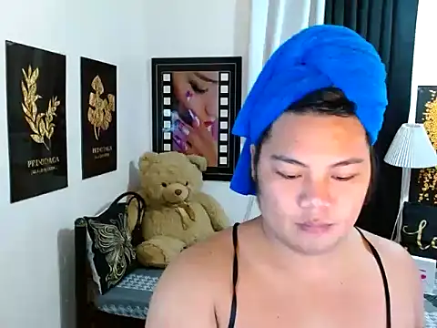 TSbrianaHugeCock online show from 03-18-26, 02:09