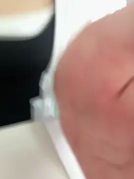 luluya1314 online show from 04-15-26, 07:04