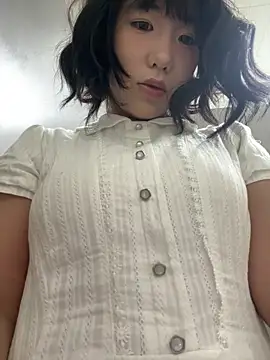 luluya1314 online show from 04-23-26, 08:02