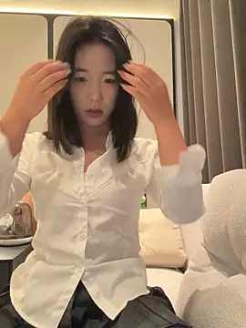 luluya1314 online show from 05-15-26, 08:10