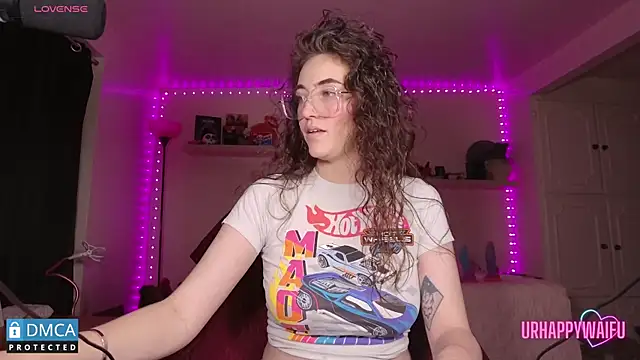 Snapshot of urhappywaifu chatting on 11-04-25, 01:27 urhappywaifu online show from 11-04-25, 01:27