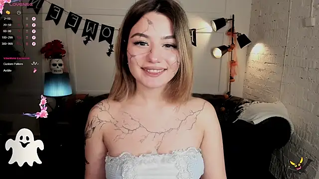 Dark Moni online show from 10-31-25, 08:48