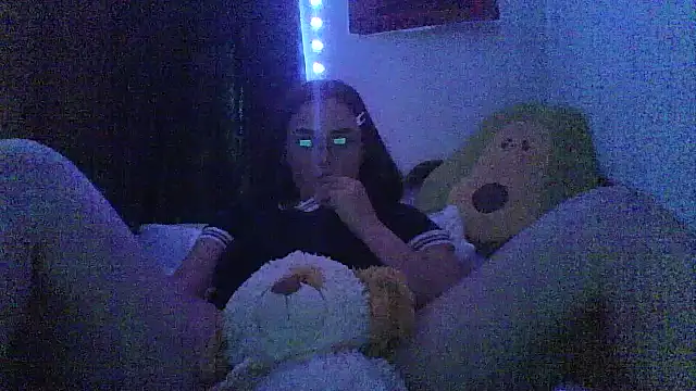 Snapshot of jenmarquez_ chatting on 11-01-25, 10:01 jenmarquez online show from 11-01-25, 10:01