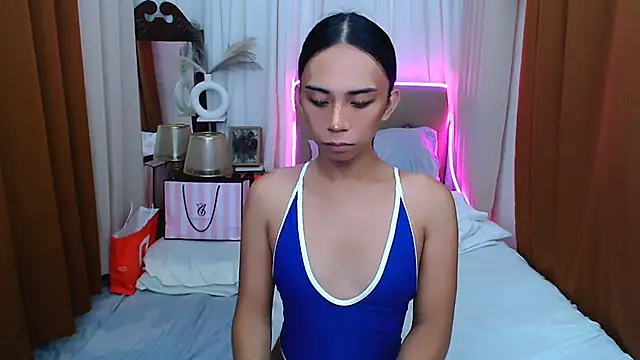 Snapshot of scarlet_smith7 chatting on 05-03-26, 02:17 scarlet smith7 online show from 05-03-26, 02:17