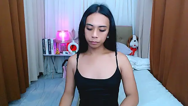 Snapshot of scarlet_smith7 chatting on 05-18-26, 01:45 scarlet smith7 online show from 05-18-26, 01:45